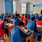 乐鱼-关于风云突变！摩纳哥今晨调整名单；荷甲版图或变；赛场秩序良好；临场指挥获称赞的信息