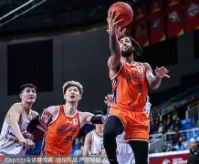 Leyu-包含风云突变深圳男篮窗口期更衣室发声，欧篮联版图或变，引发热议，轮换策略成焦点的词条